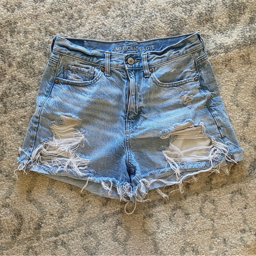 American Eagle Ripped Mom Short - Size 4